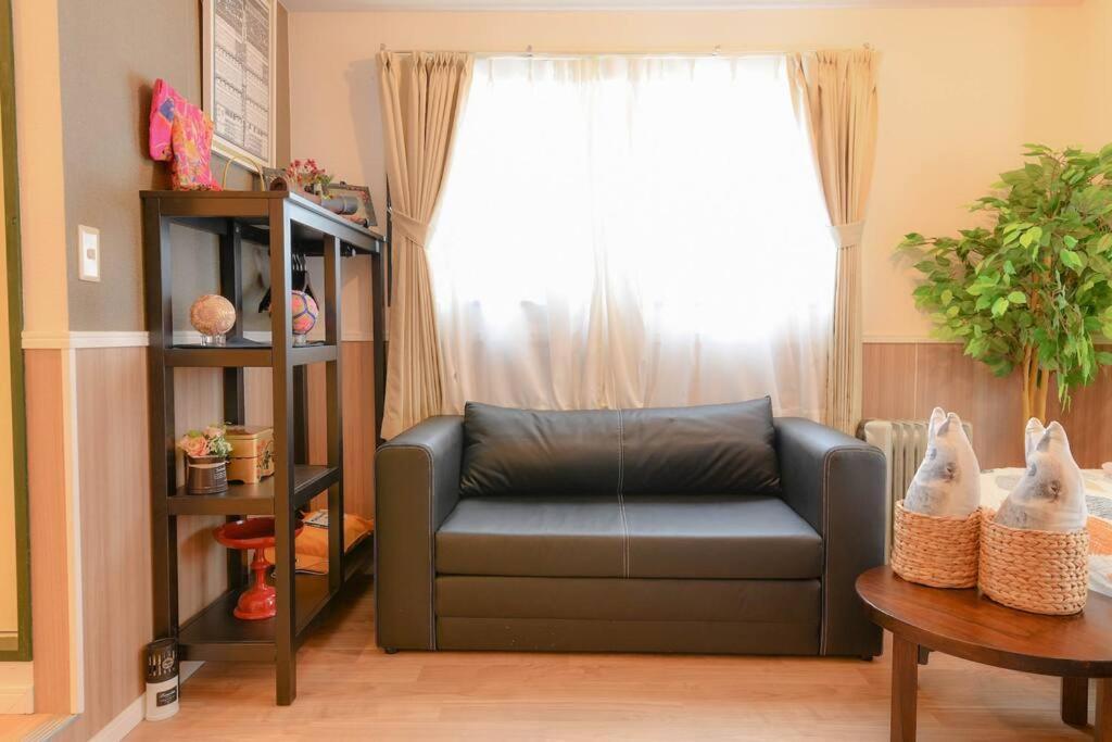 Jinghouse小岩 Direct To Shinjuku/Airport/Close To Station Токио Экстерьер фото