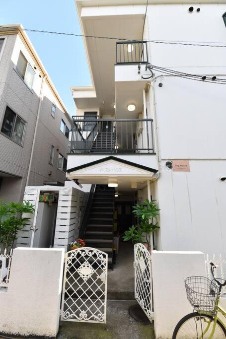 Jinghouse小岩 Direct To Shinjuku/Airport/Close To Station Токио Экстерьер фото